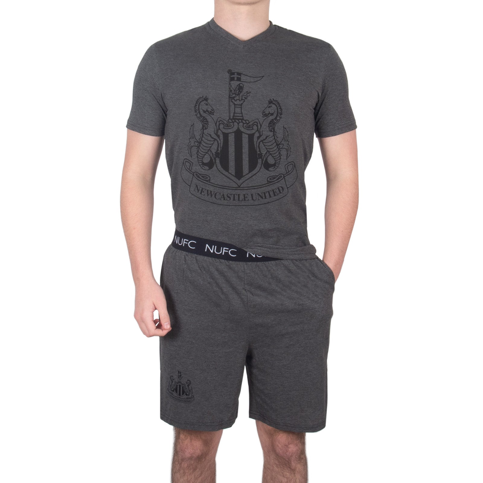 Newcastle adults short pyjama set in grey with a short sleeve t-shirt and graphic. Shorts with logo to the left leg.