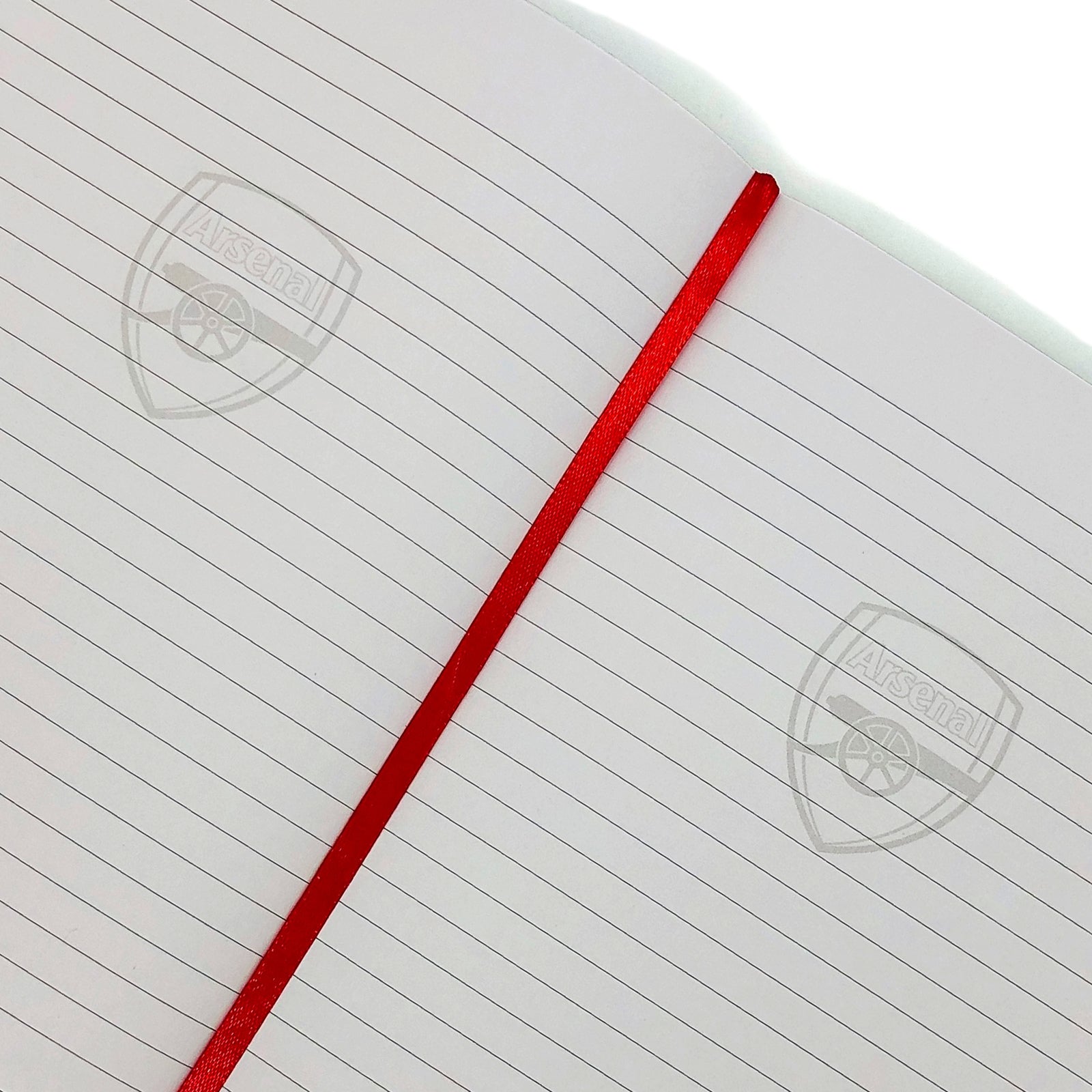 Arsenal notebook & pen in black with silver foil crest in club design gift box.