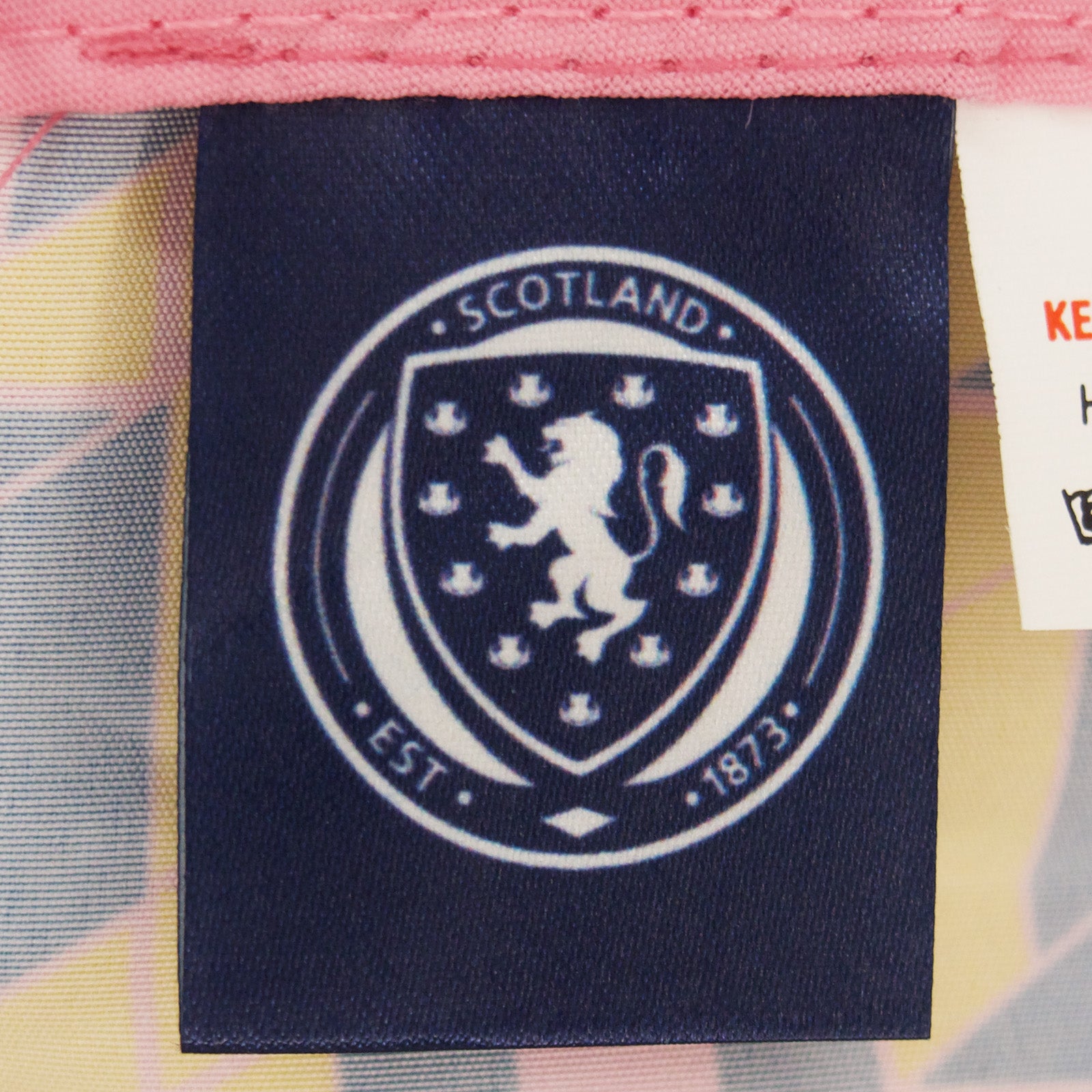 Scotland 2 pack bucket hat in navy blue & multi 1990 third shirt colours