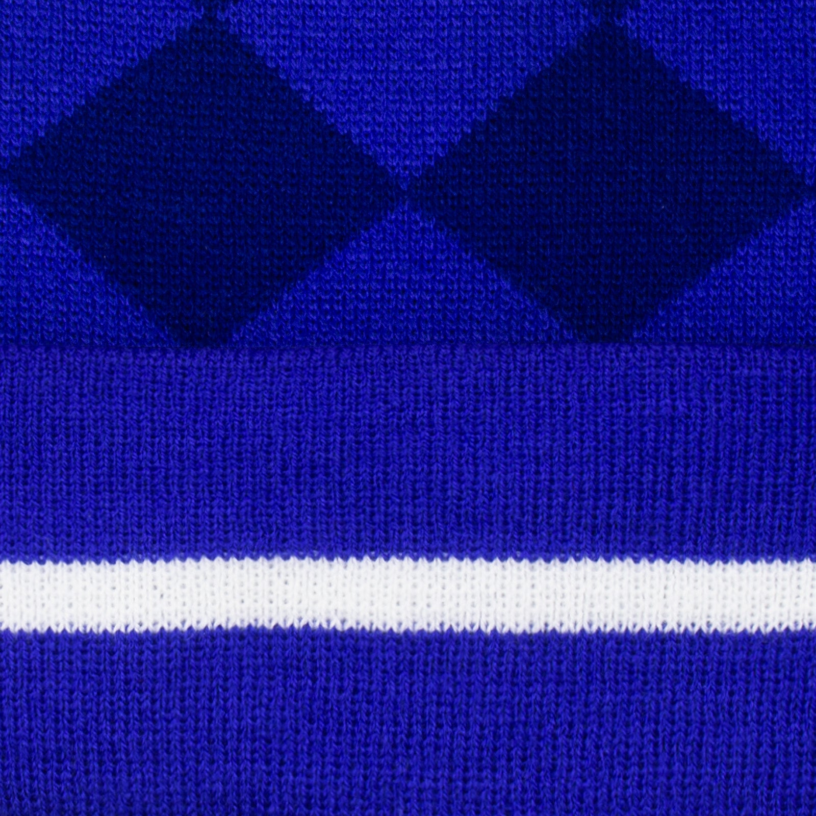 Everton retro knitted bobble hat in blue 1986 colours