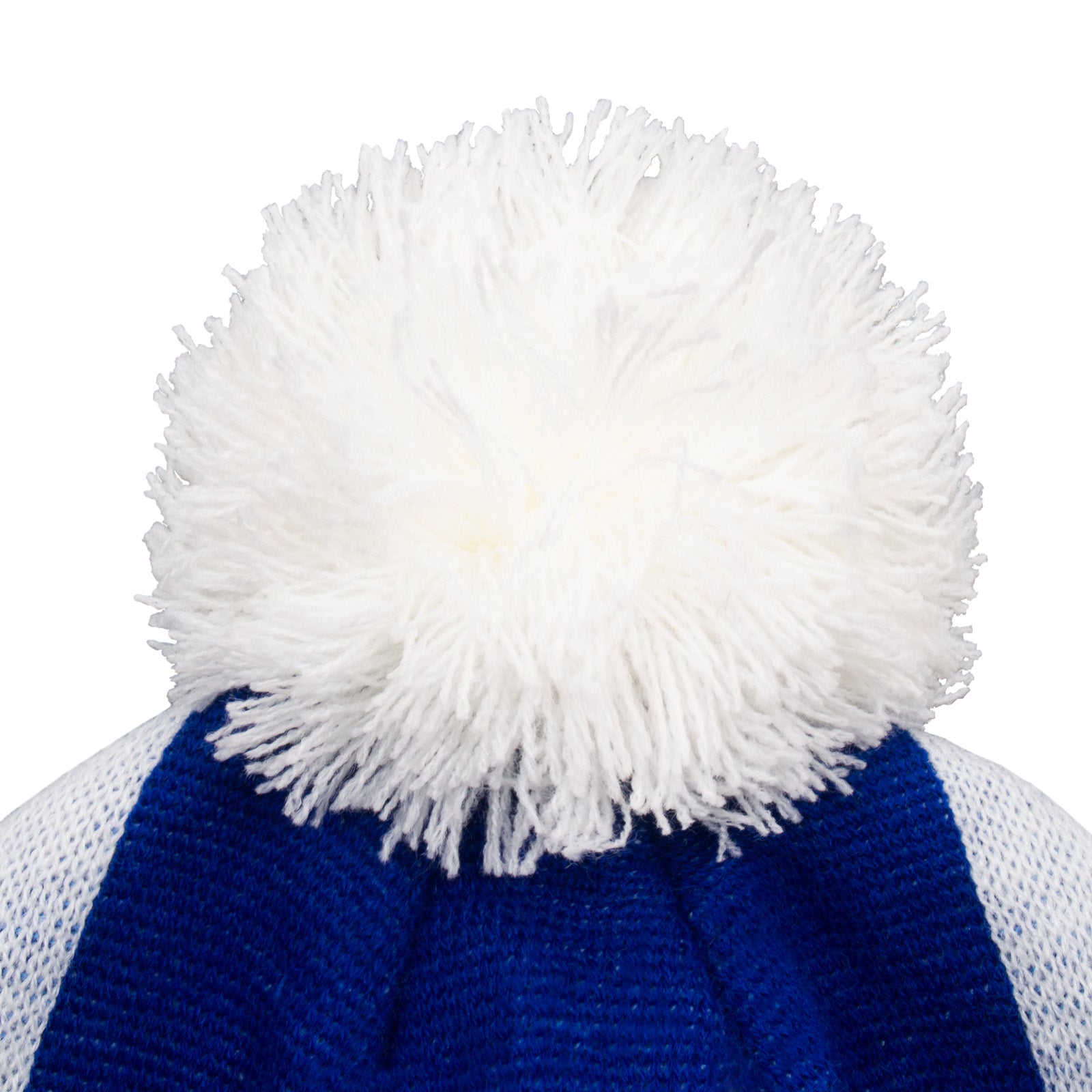 Man United bobble hat in retro blue 1996 colours