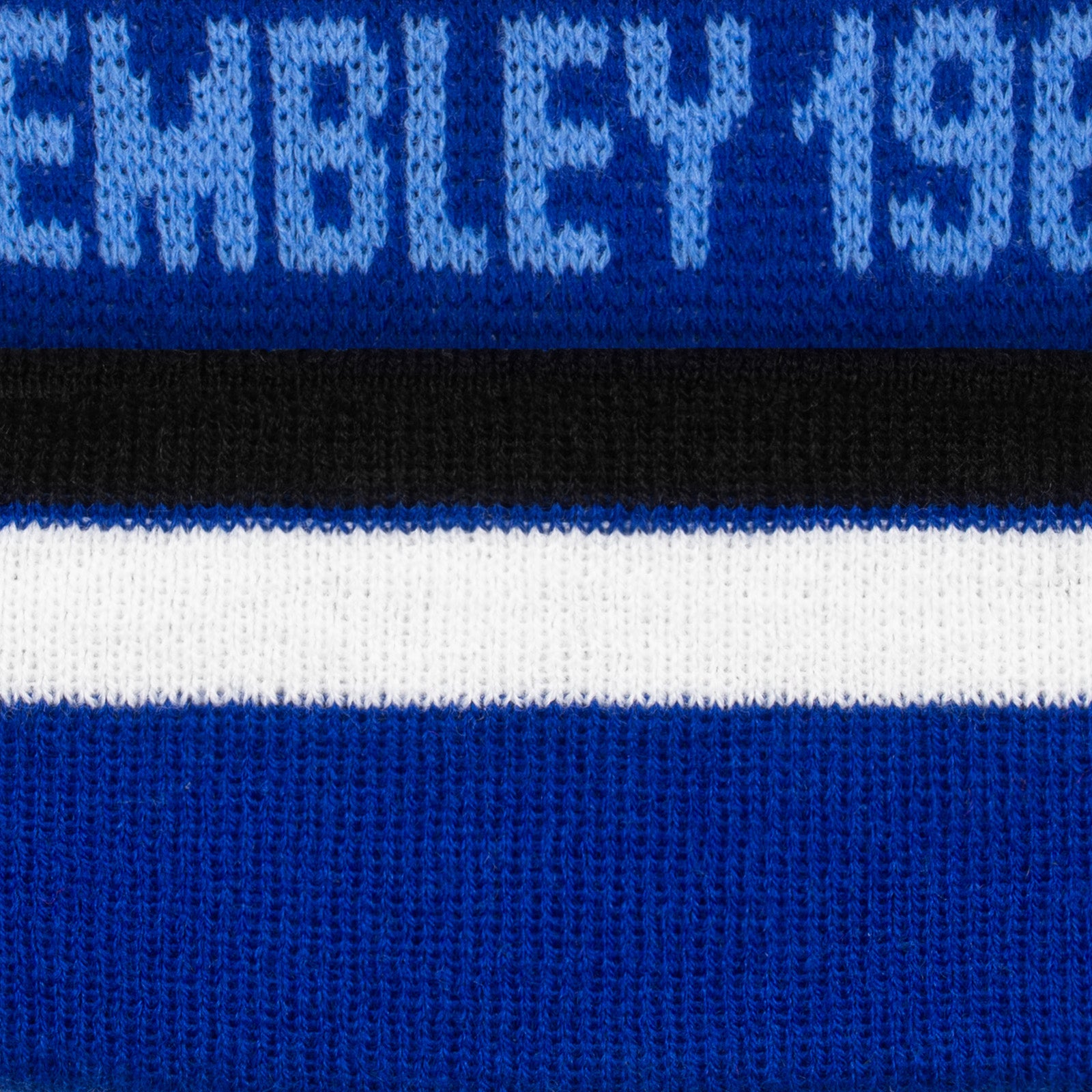 Man United bobble hat in retro blue 1996 colours