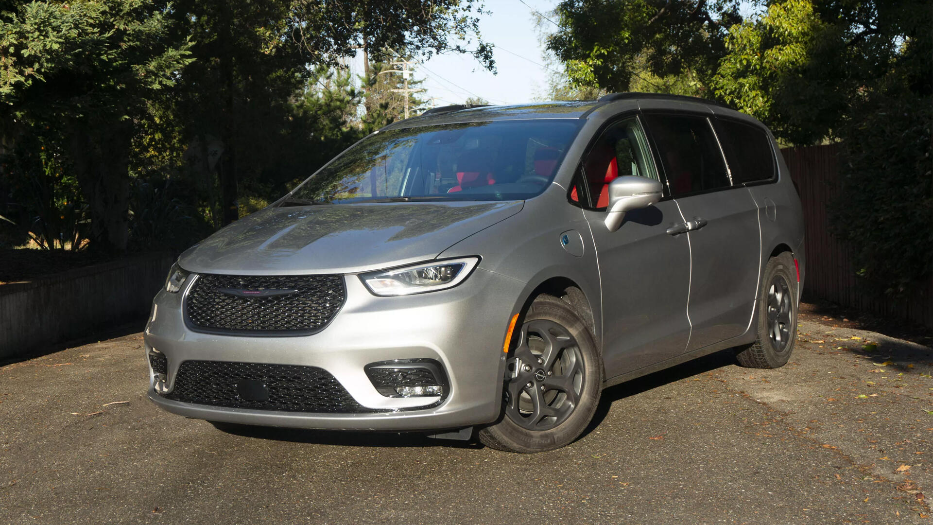 pacifica-hybrid-1080p