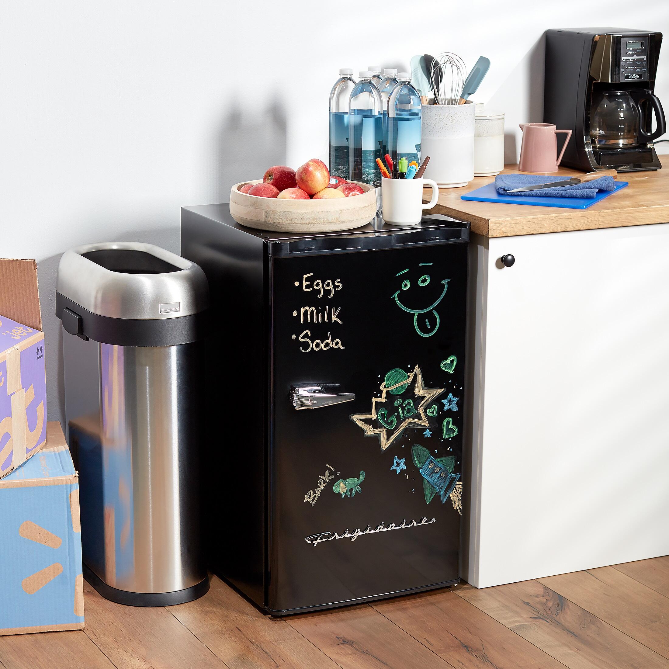 retro-mini-fridge-walmart