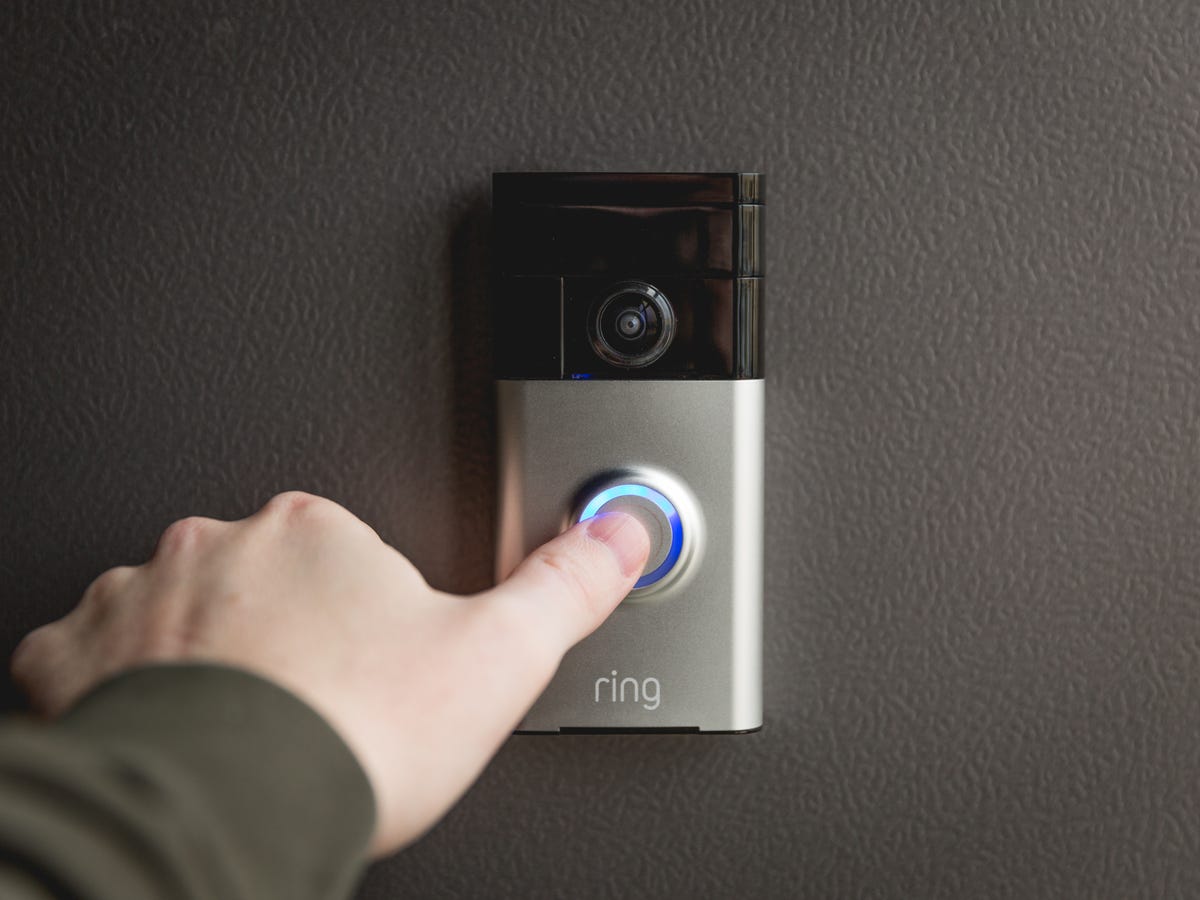 ringvideodoorbell-product-photos-11.jpg