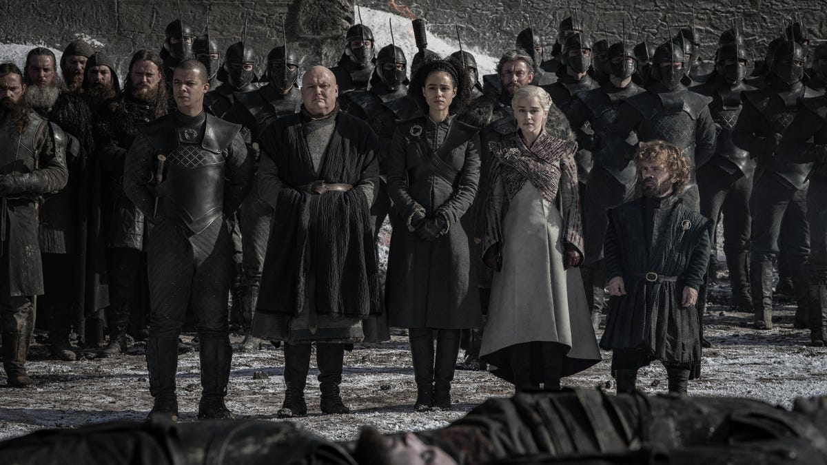 game-of-thrones-season-8-episode-4-gw-varys-dany-m-tyrion-outside