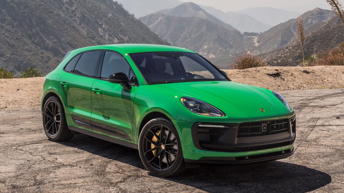 2022-porsche-macan-gts-214