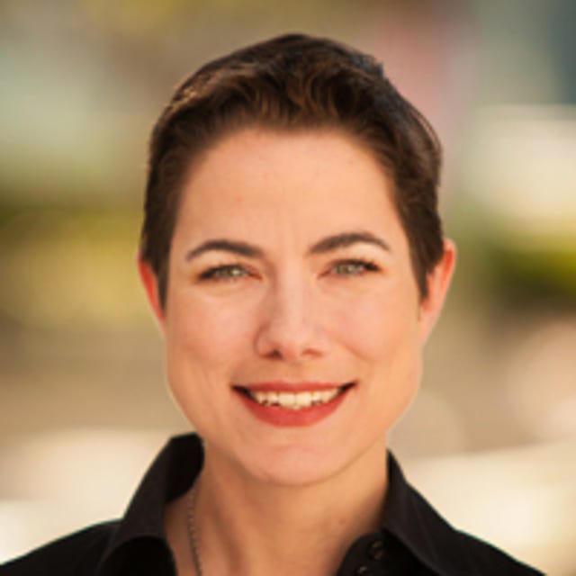 Headshot of Laura K. Cucullu