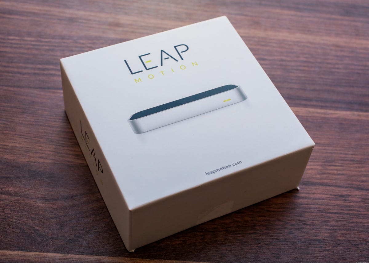 LeapMotionController_35823002_12.jpg