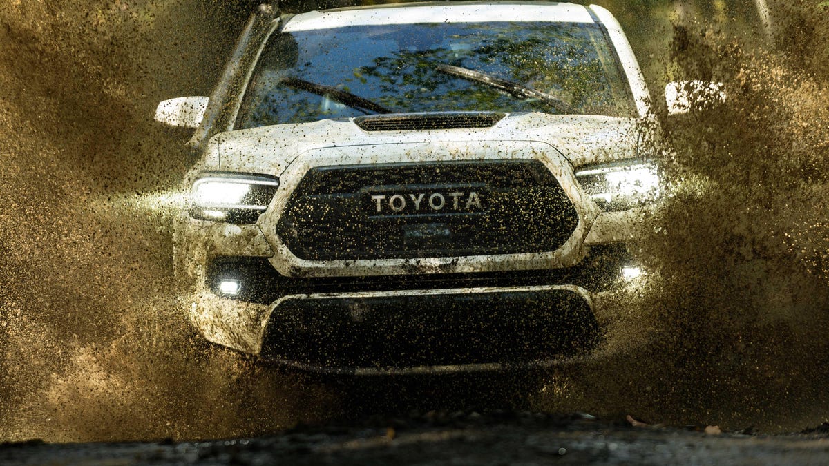 2020-toyota-tacoma-hero