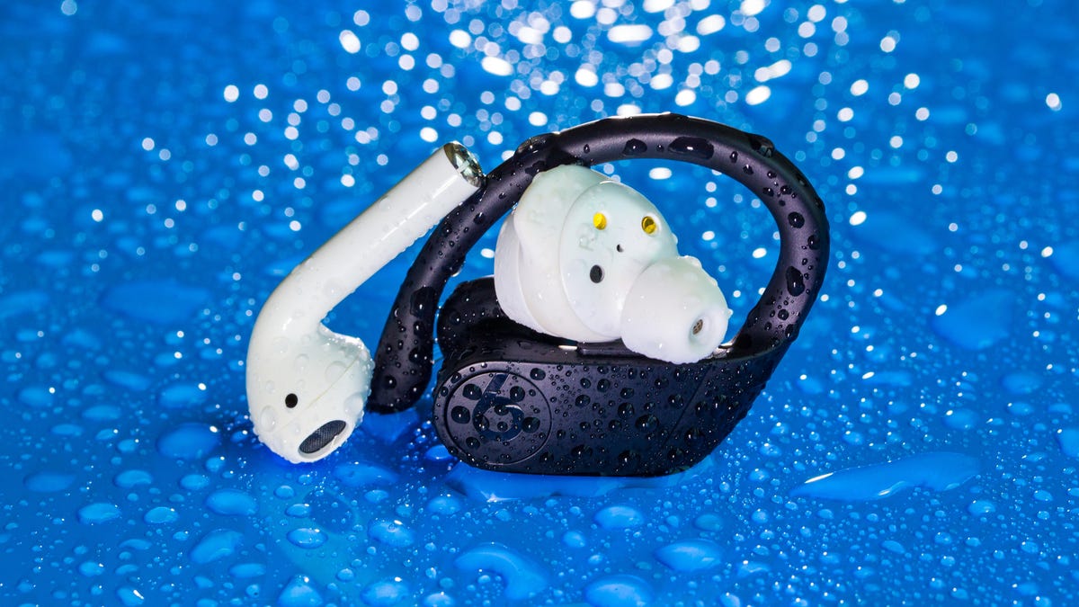 wet-airpods-earbuds-beats-2