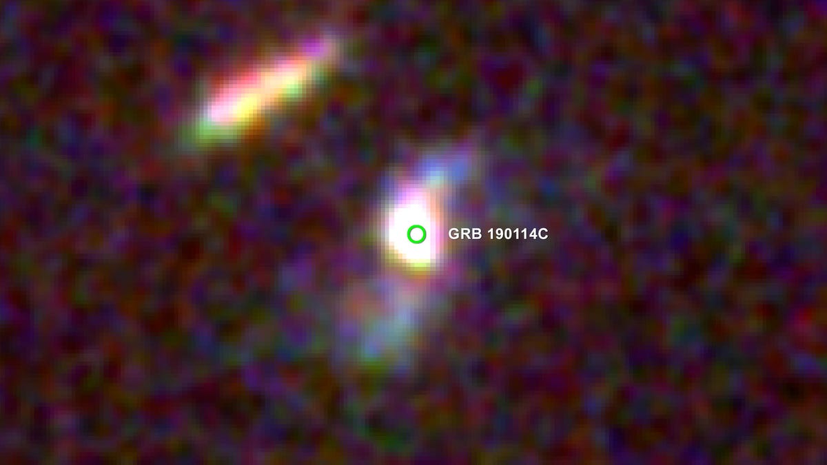 hst3colorgrb190114chostlabels