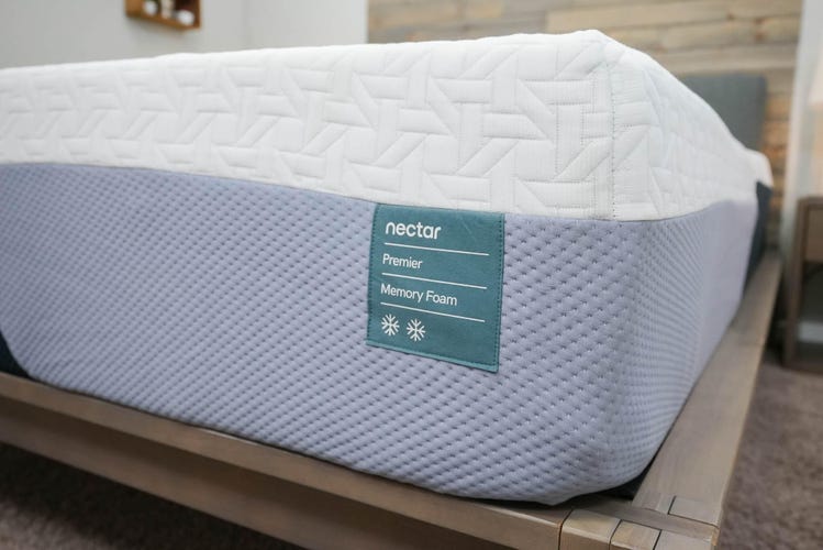 nectar-premier-memory-foam-mattress-review-logo-jg-5