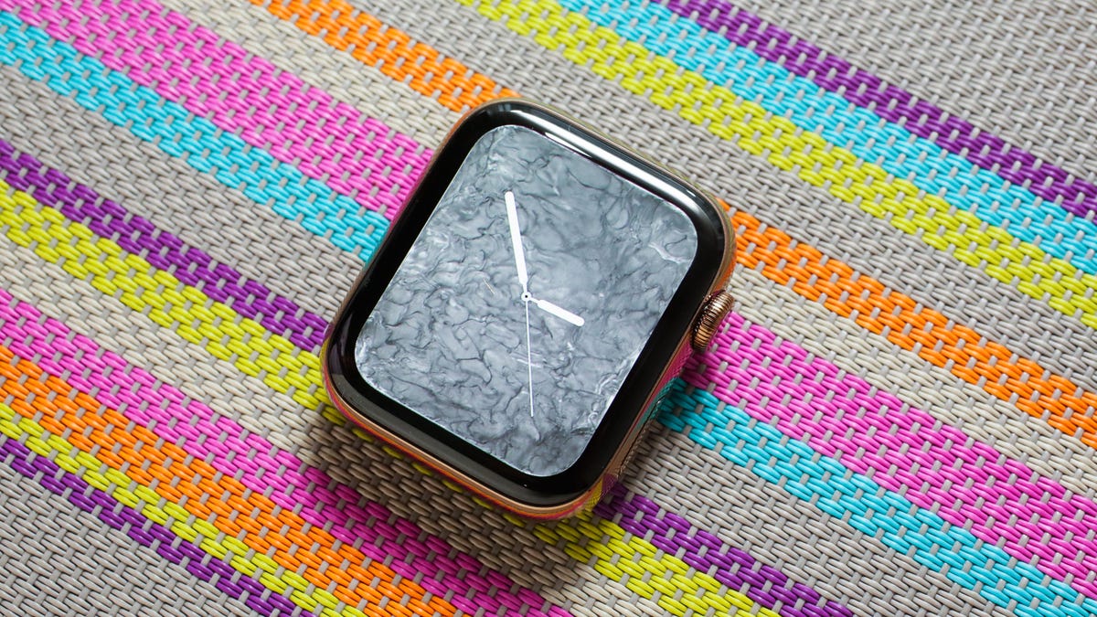 39-apple-watch-series-4-larger-44mm