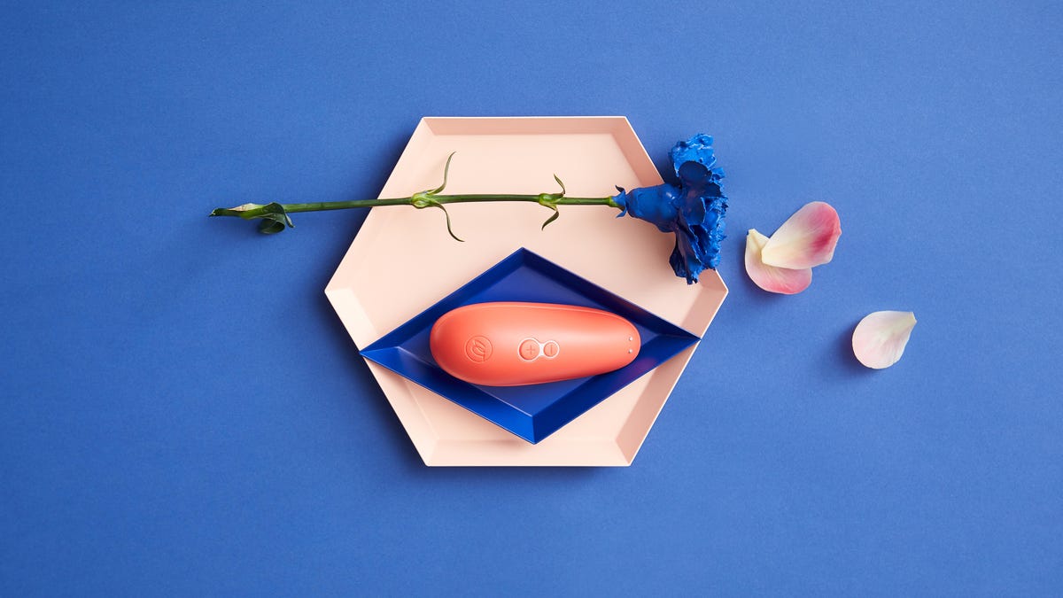 womanizer-starlet-2-coral-1