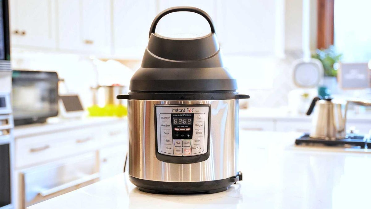 instant pot with air fryer lid