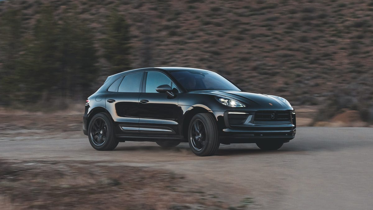 2023 Porsche Macan T