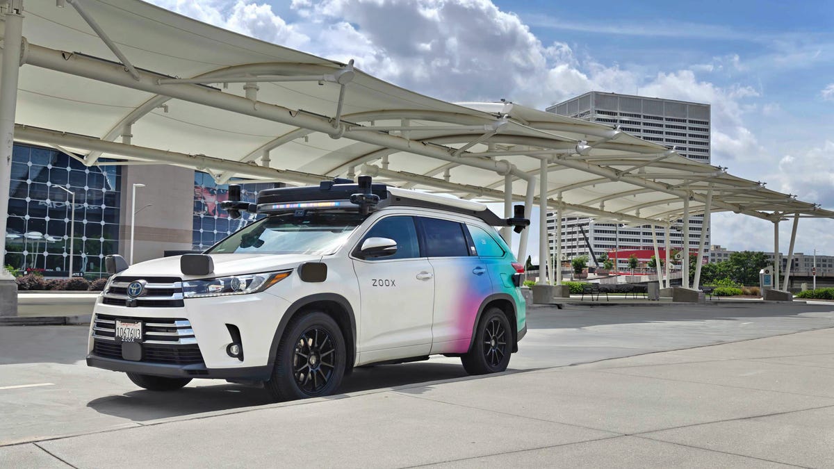 A Toyota Highlander hybrid equipped with lidar, radar and cameras for autonomous driving
