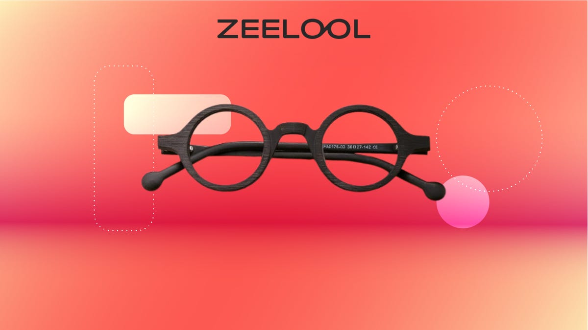 Zeelool logo and specs against CNET's commerce background.