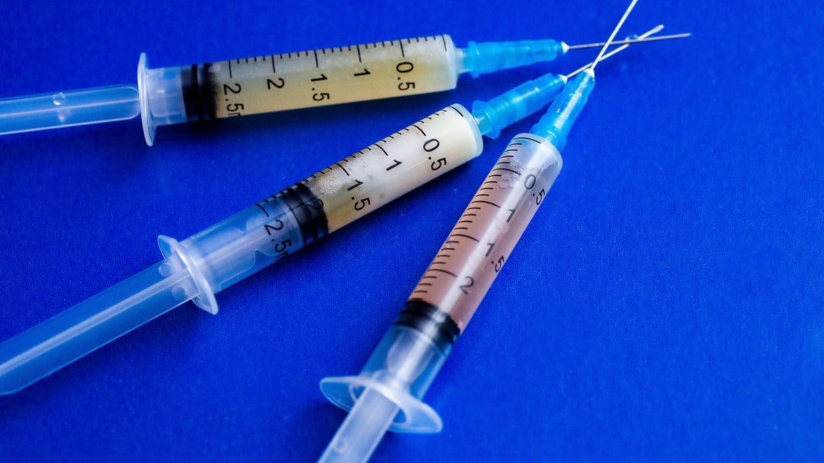 017-vaccine-race-2021-johnson-johnson-rollout-single-injection-emergency-approval