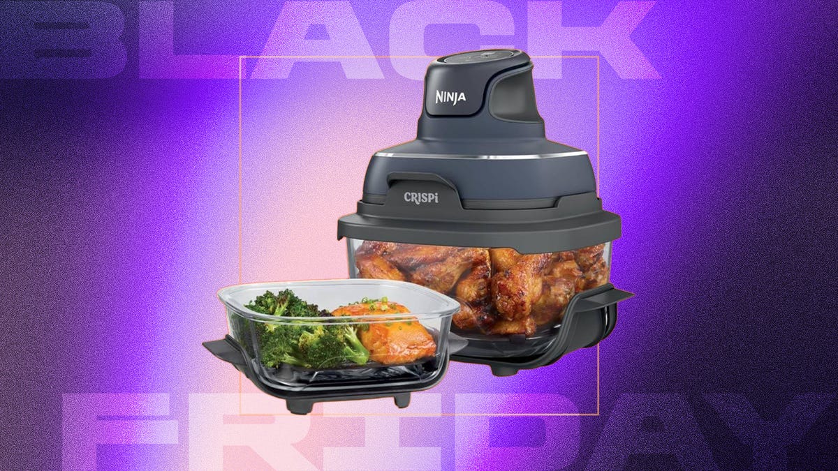 ninja crispi over black friday backdrop