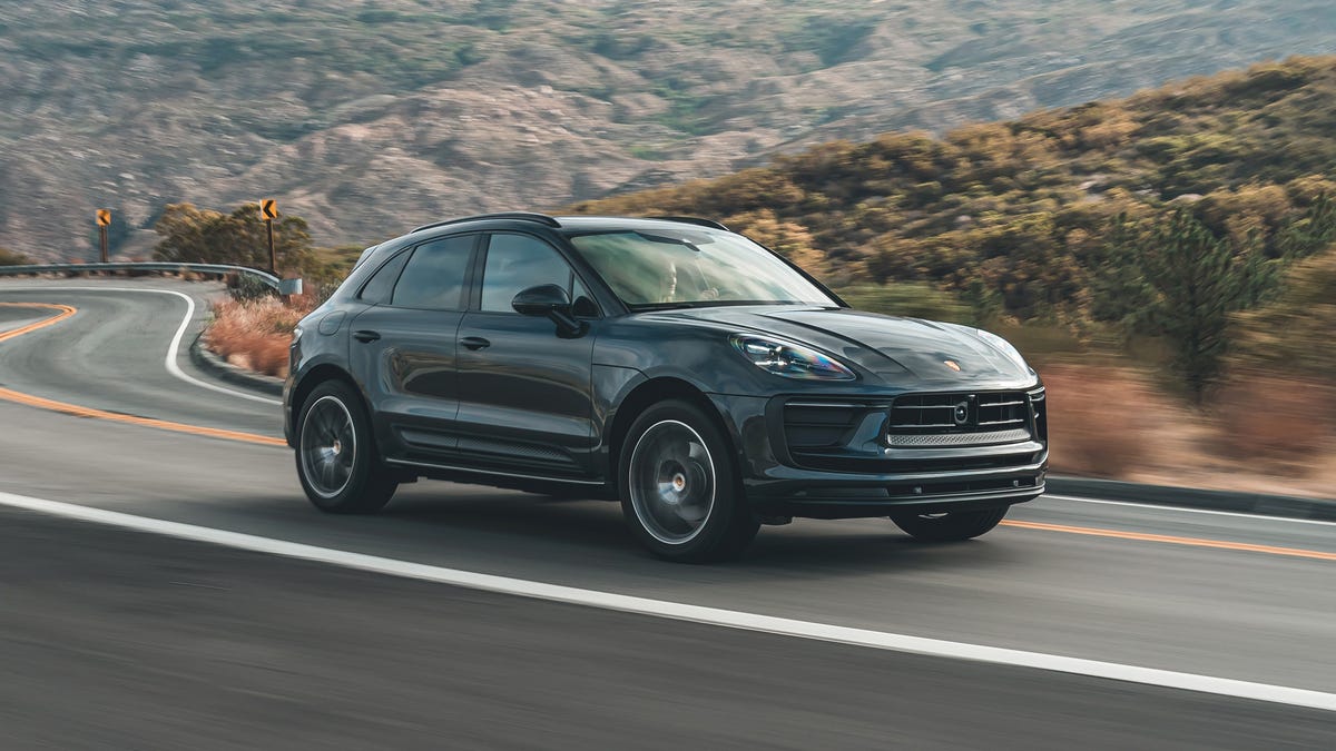 2022 Porsche Macan