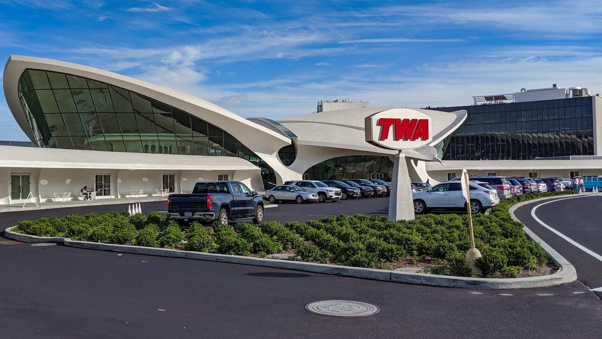 twa-hotel-10-of-40