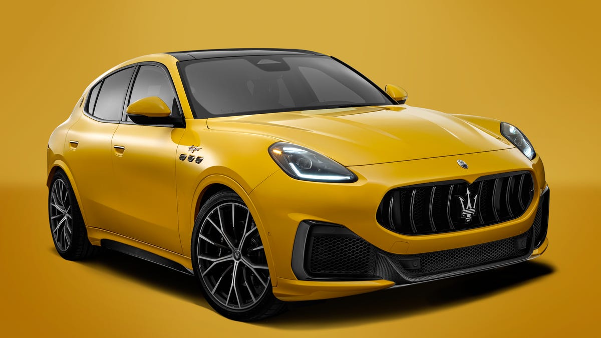 2023-maserati-grecale-suv-110