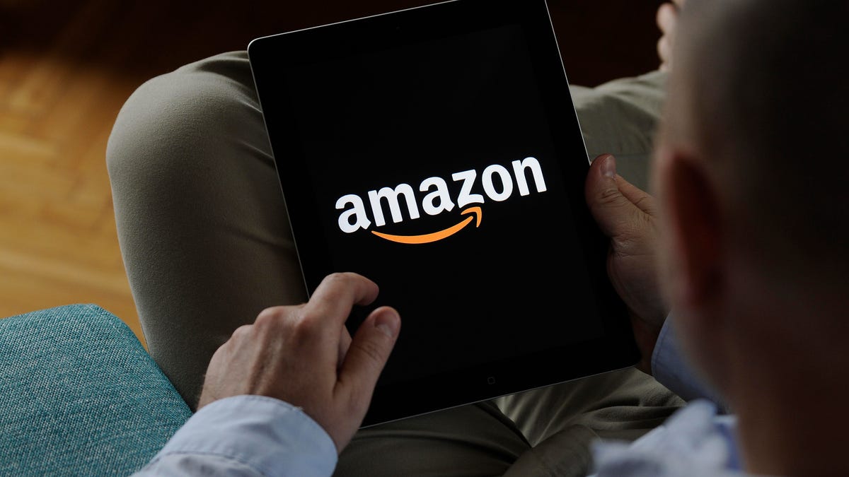 Apple iPad Details and Popular iOS app