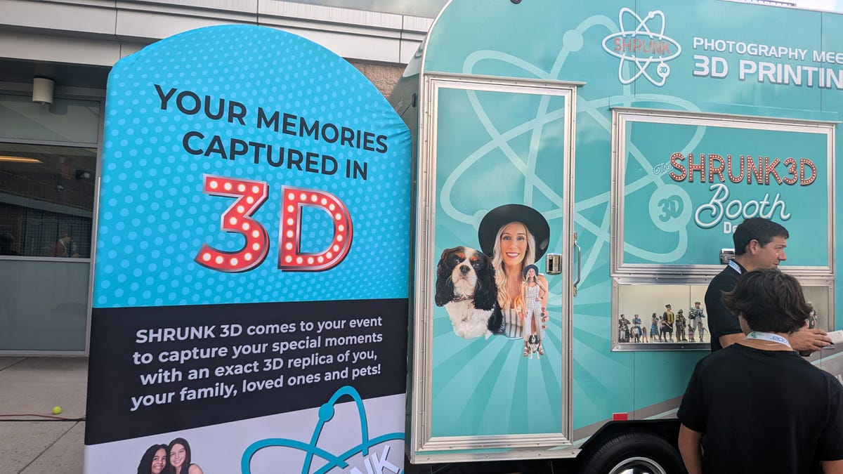 A trailer with a 3D scanner inside
