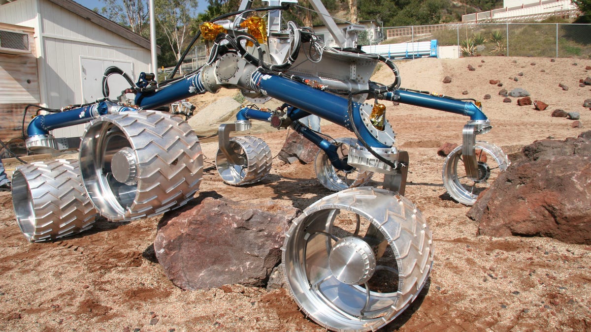 Curiosity rover scarecrow