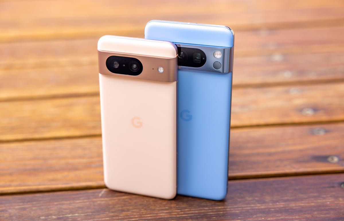 Google's Pixel 8 and Pixel 8 Pro smartphones in their rose and bay colors
