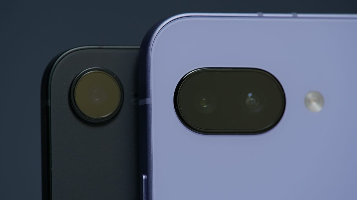 An iPhone 16E and Pixel 9A