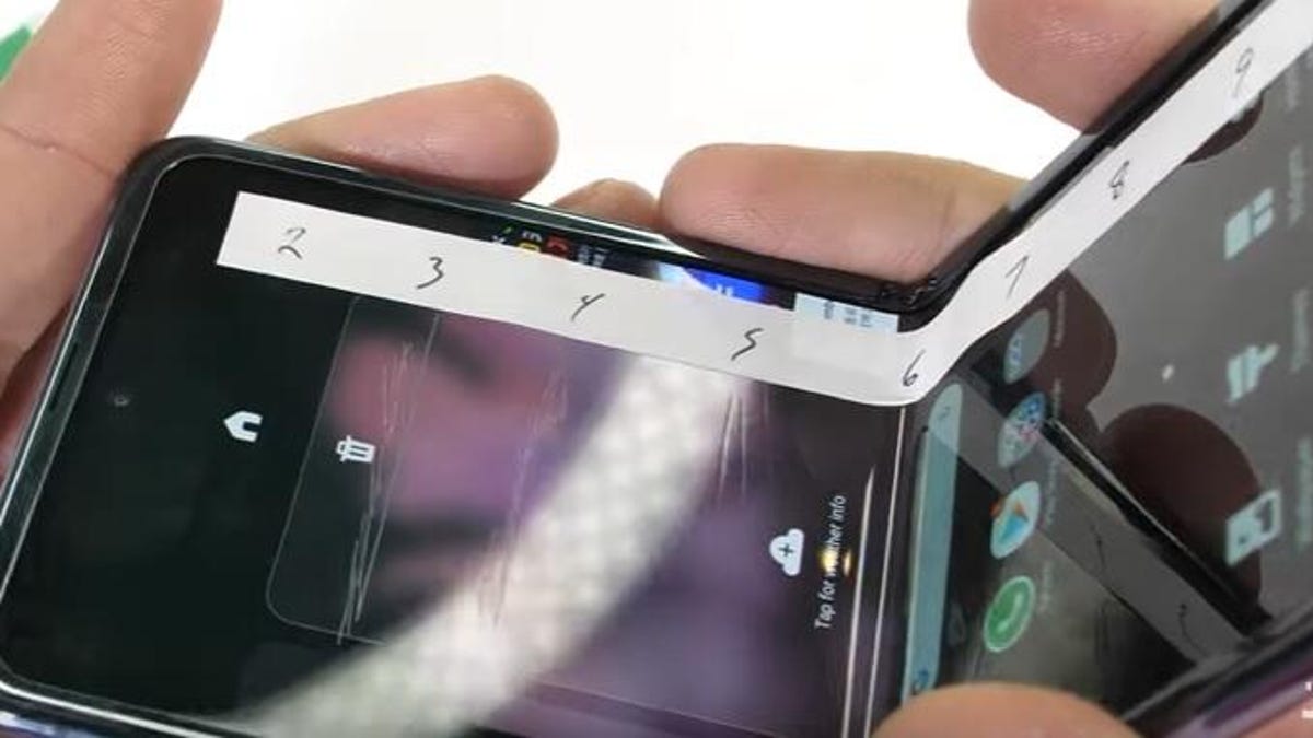 galaxy-z-flip-screen