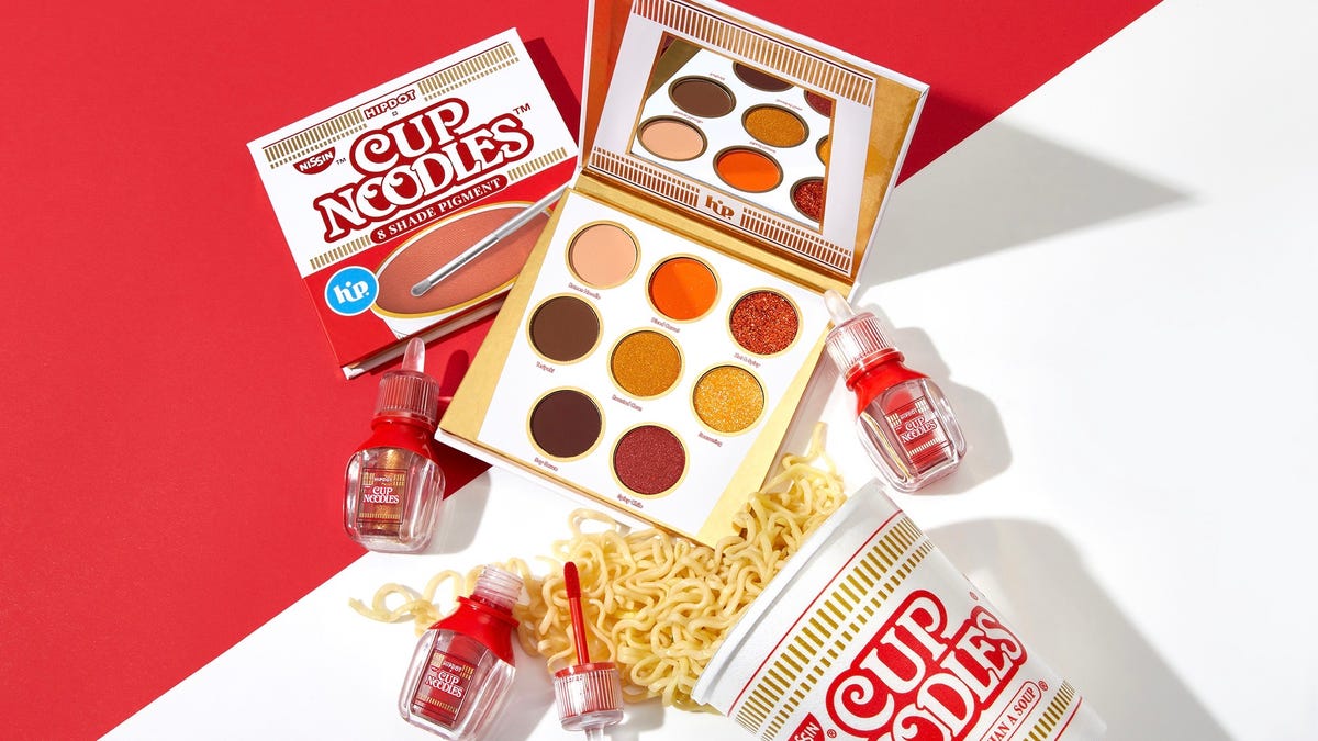 HipDot x Cup Noodles makeup collection