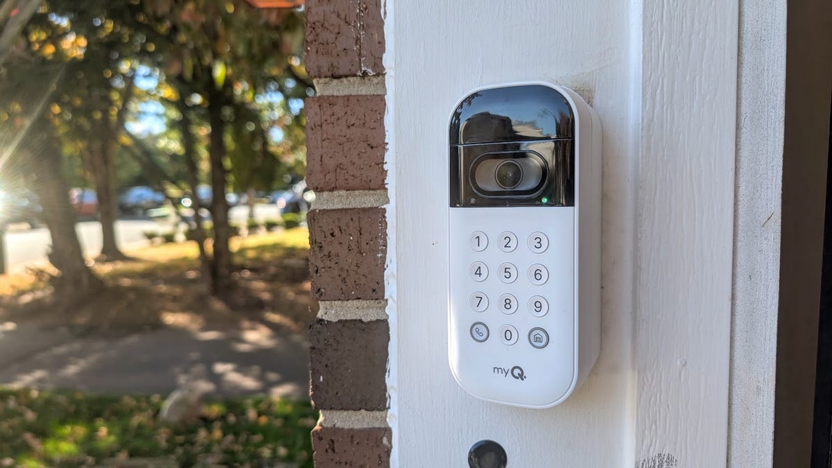 myQ smart garage door Video keypad in white