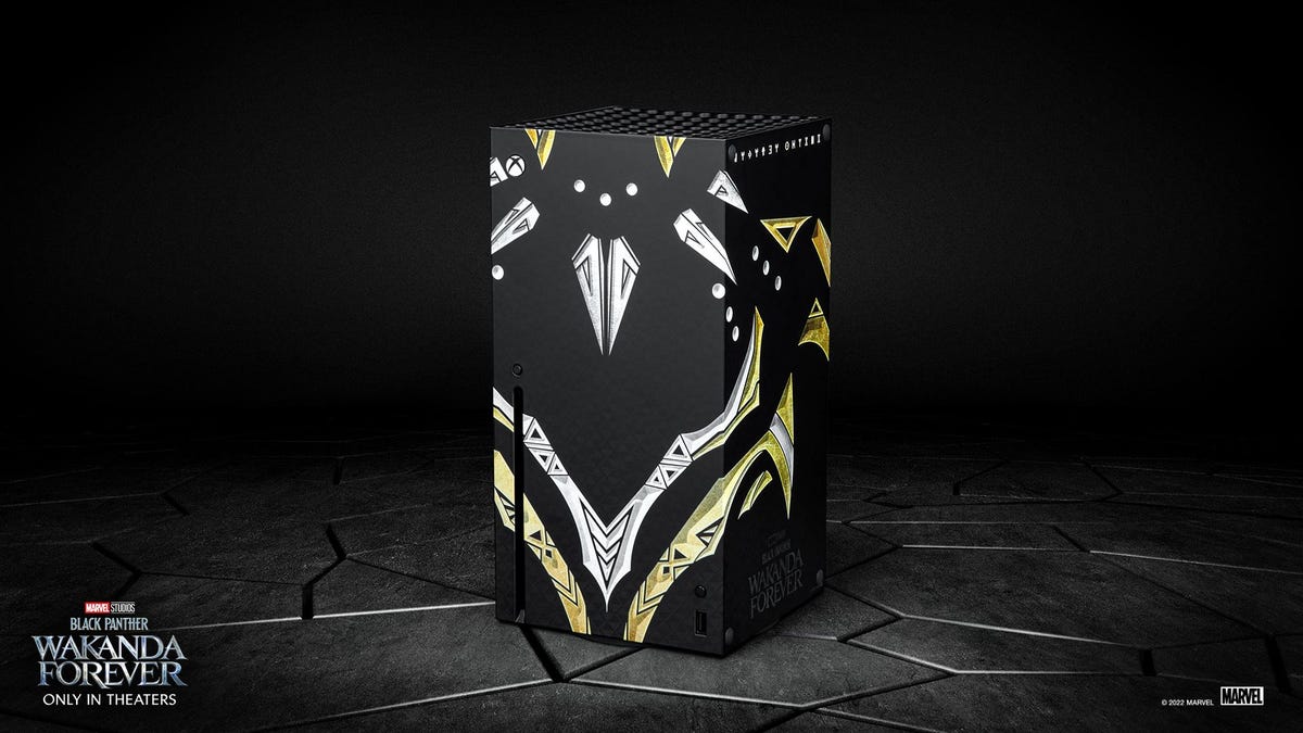 A Black Panther themed Xbox Series X