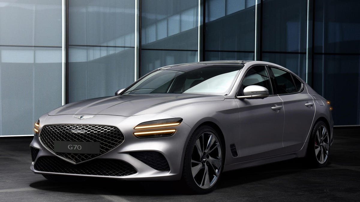 2022 Genesis G70