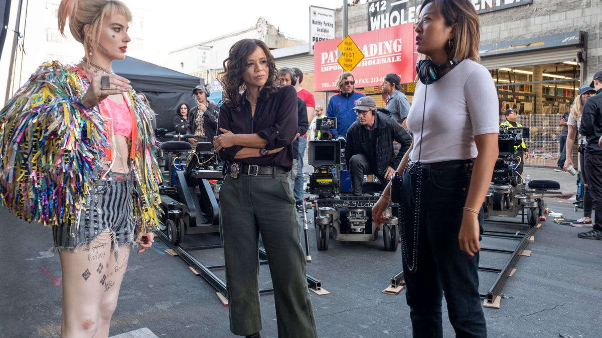 BIRDS OF PREY (AND THE FANTABULOUS EMANCIPATION OF ONE HARLEY QUINN)