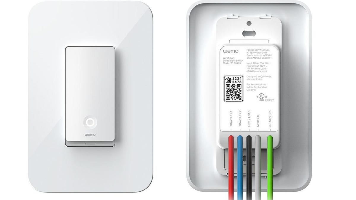 wemo-light-switch-2019-front-and-back
