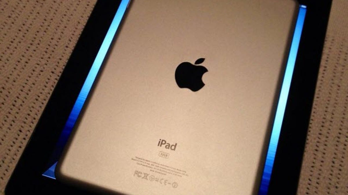 Twitter user Sonny Dickson (pic.twitter.com/Tuoeh4Zh)