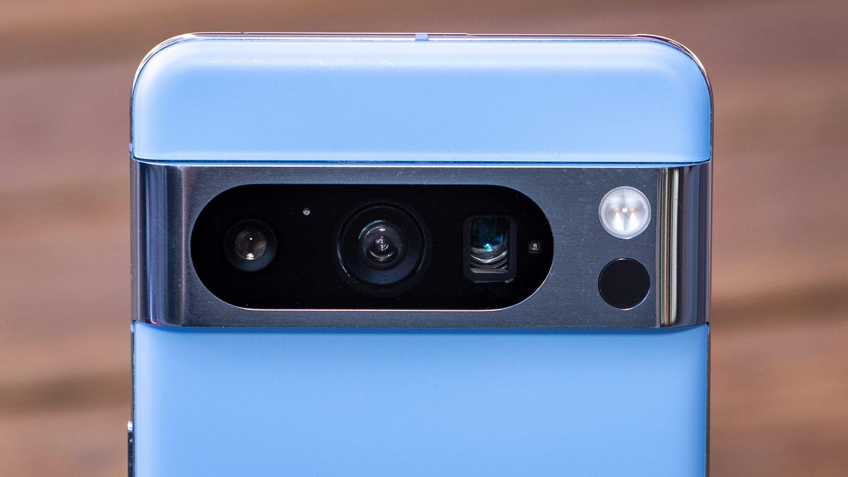 The Google Pixel 8 Pro's camera bar houses in its oval "pill": an ultrawide angle camera (left), the main wide-angle camera (center) and the telephoto camera (right).