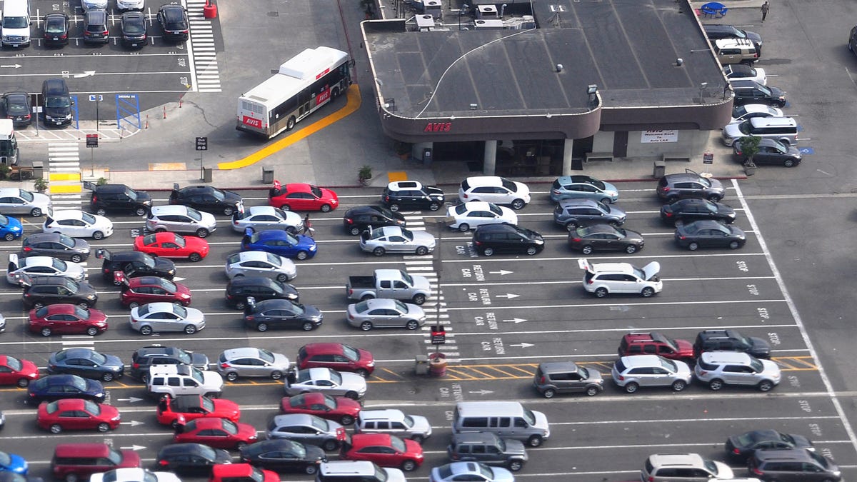 rental-cars-getty-promo