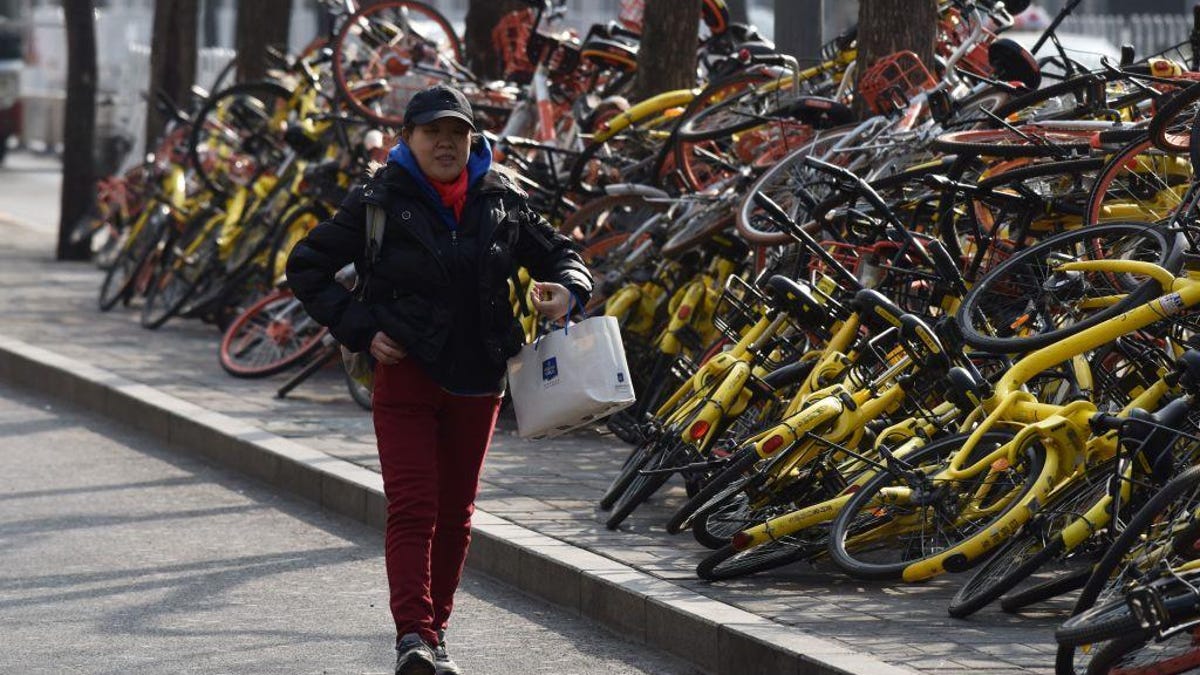 Numerous Shared Bikes Piled Up In Xiamen