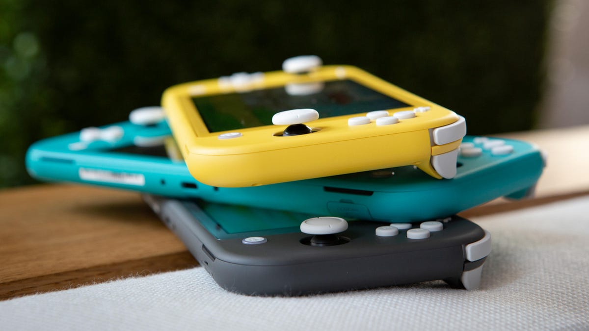 16-nintendo-switch-lite