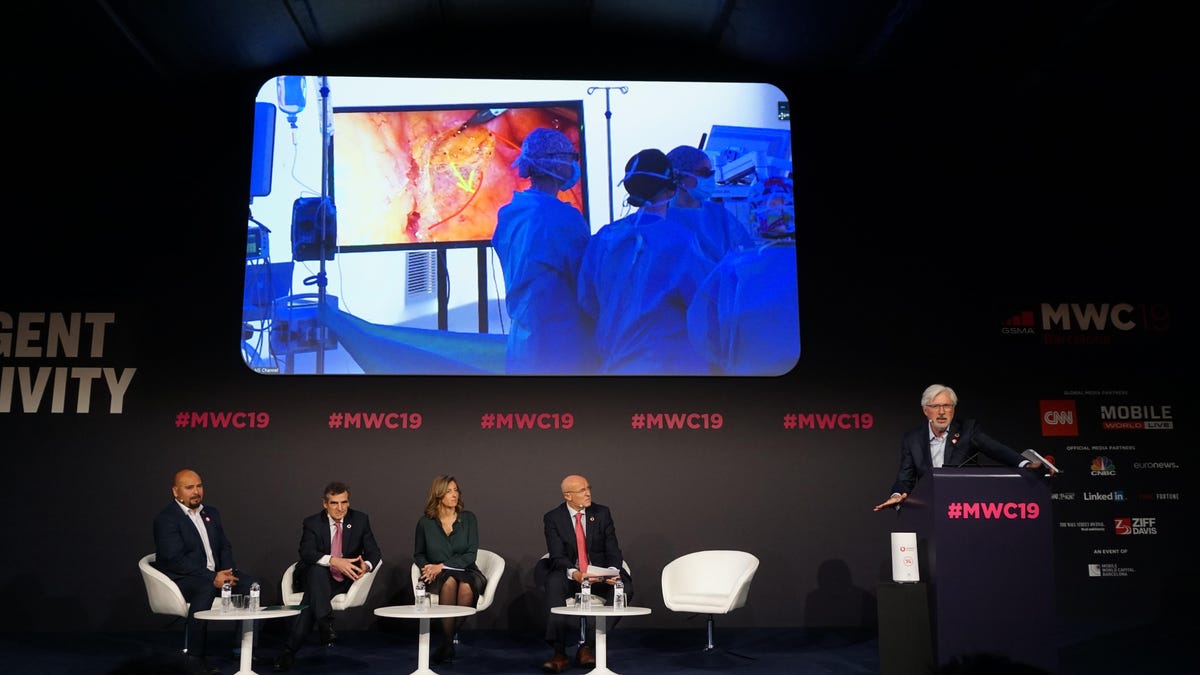 5g-remote-surgery-assist-mwc-dsc09505