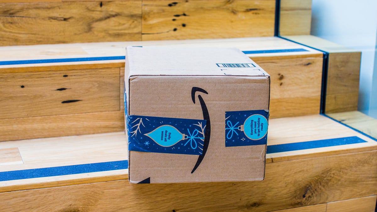 amazon-delivery-box-3655