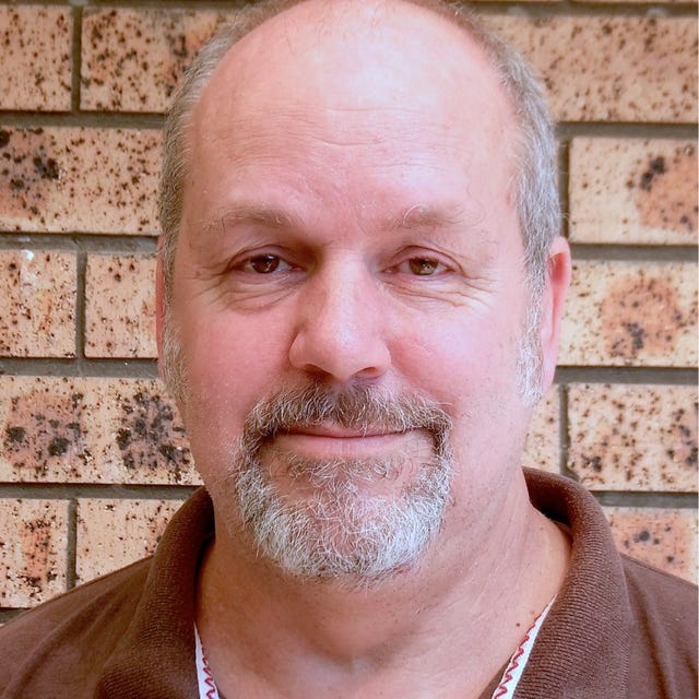 Headshot of Stephen Dawson