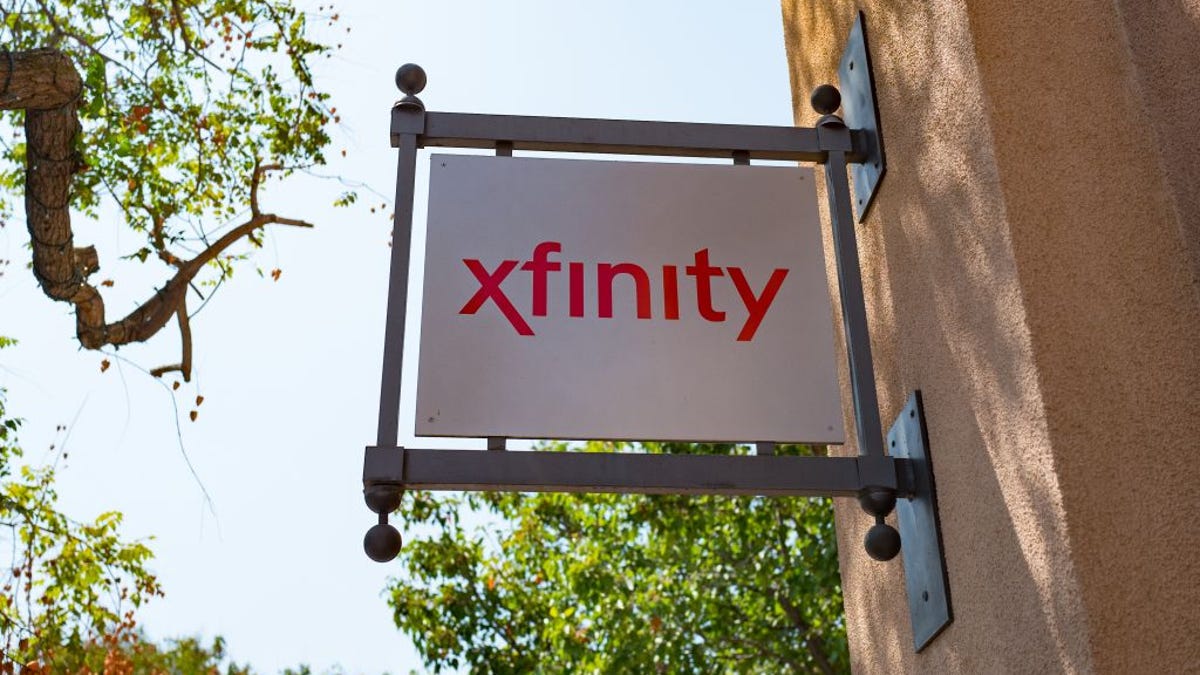 xfinity-store-sign
