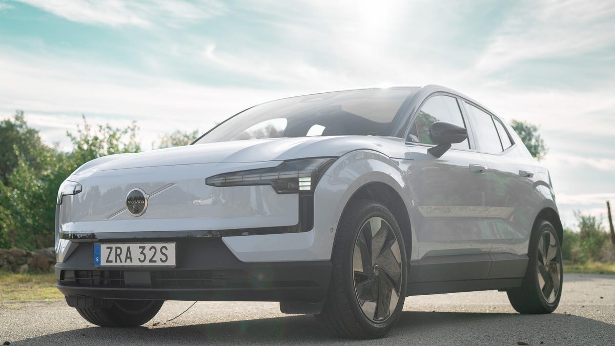 2024 Volvo EX30 electric SUV